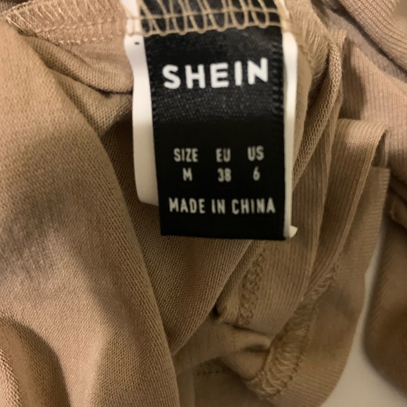 Shein Tee - Picture 5 of 6